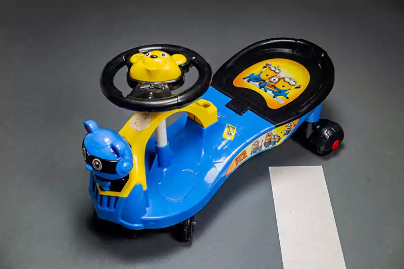 Plasma car toy, blue x yellow