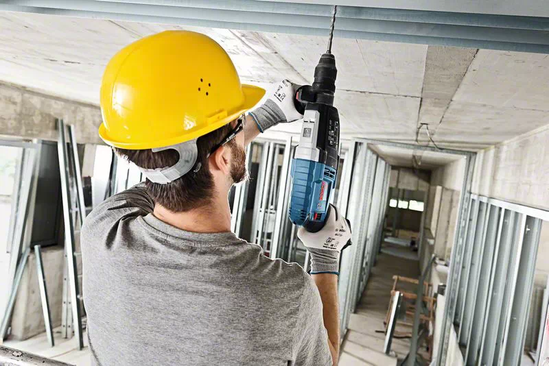 Bosch Rotary hammer 800W GBH2-28F