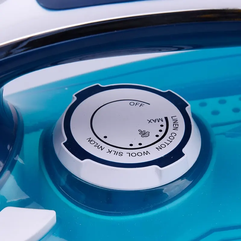 مكواة ملابس بالبخار دي إس بي، 2000 واط، قاعدة سيراميك، أزرق، KD1036