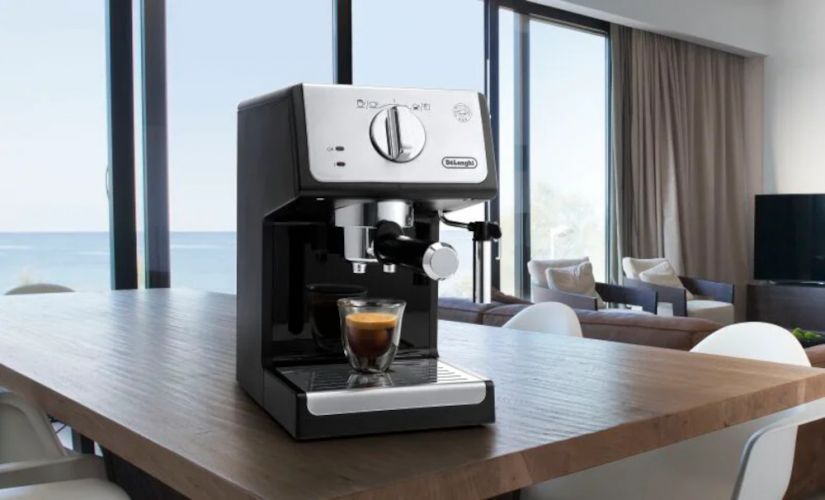 DeLonghi Espresso Coffee Maker, 1100 Watt, Black and Silver, ECP33.21