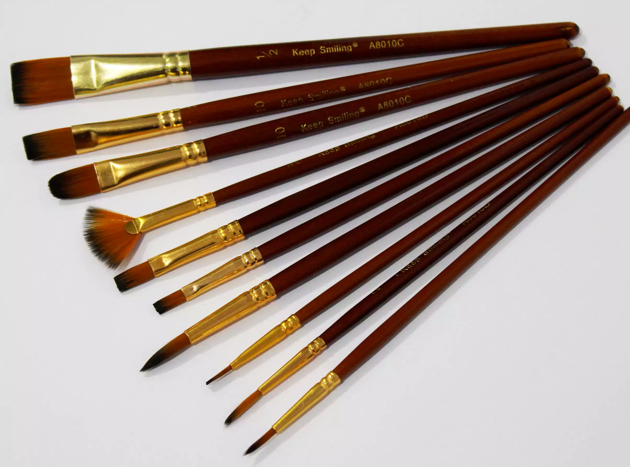 طقم 10 فرشه متنوع يد بنى رقم A8010C