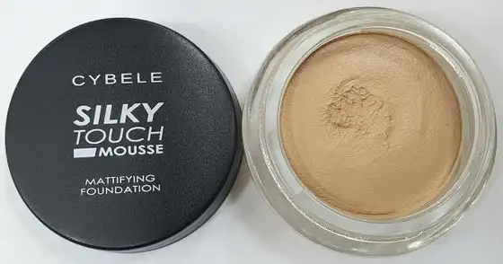 Cybele Silky Touch Mousse Foundation, 02