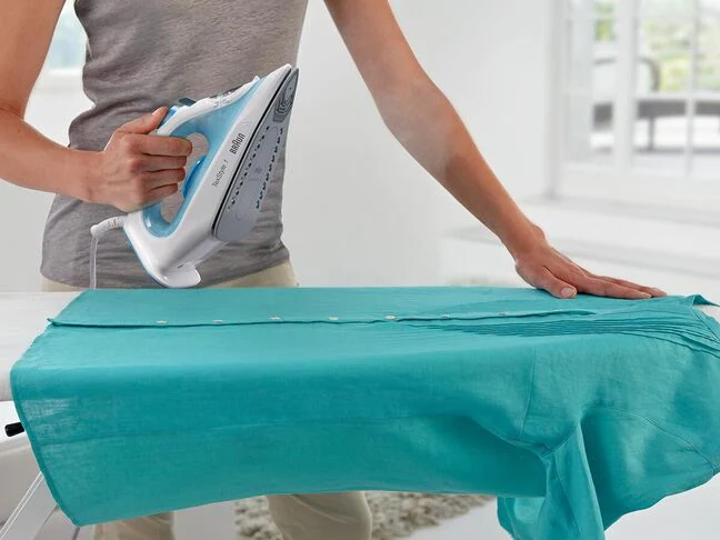 Braun Steam Iron 2000 Watt, Blue, SI1050BL