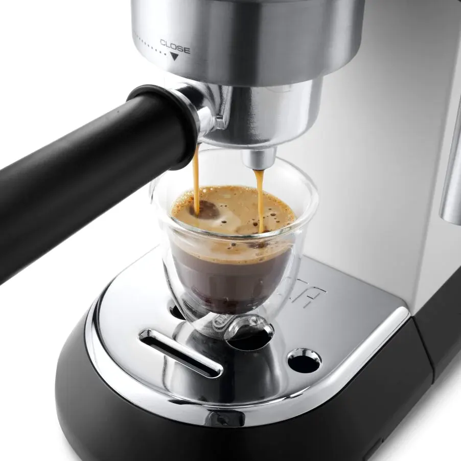 De'Longhi Espresso Coffee Maker, 1300 Watt, White, EC685W