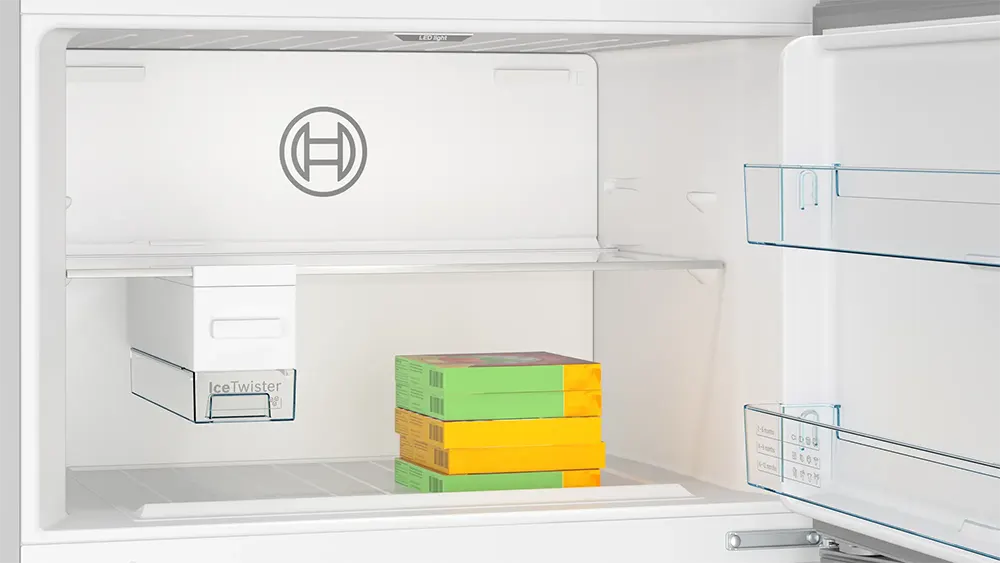 Bosch No Frost Refrigerator, 641 Liters, 2 Doors, Digital Screen, Silver, KDN86AI3E9