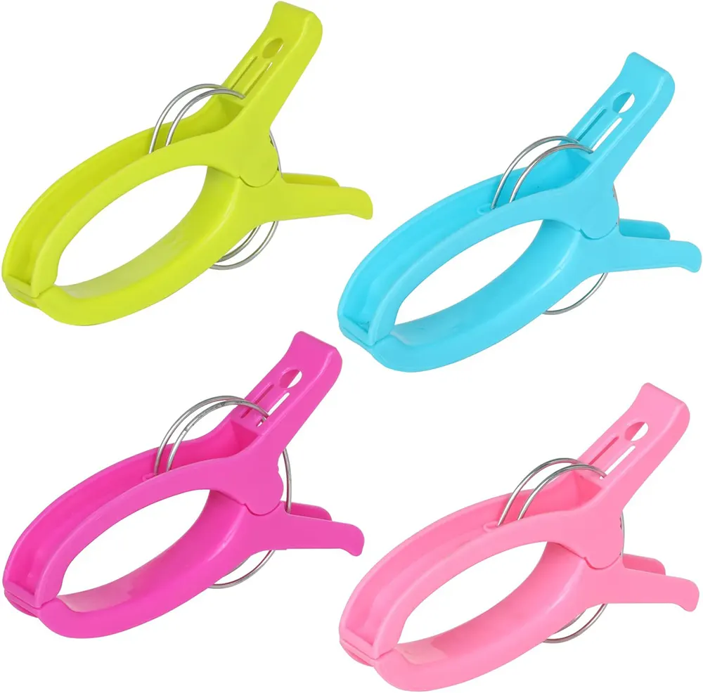 طقم مشابك بطانية بلاستيك 4 قطع ، متعدد الالوان