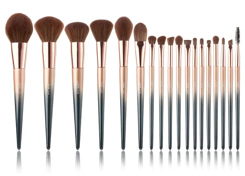 طقم فرش مكياج 18ق من جيسوب T264