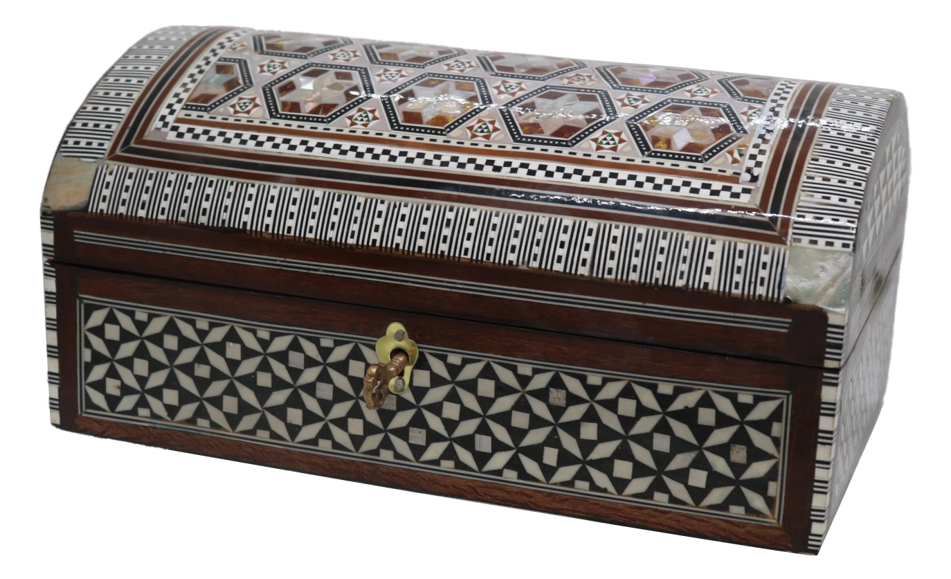 Coffin shaped shell box 25 cm - decorated brown