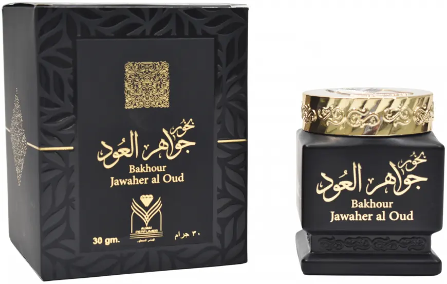 Almas Jawaher Al Oud incense sticks, composed of oud, musk, vanilla, and white floral scent, 30 grams