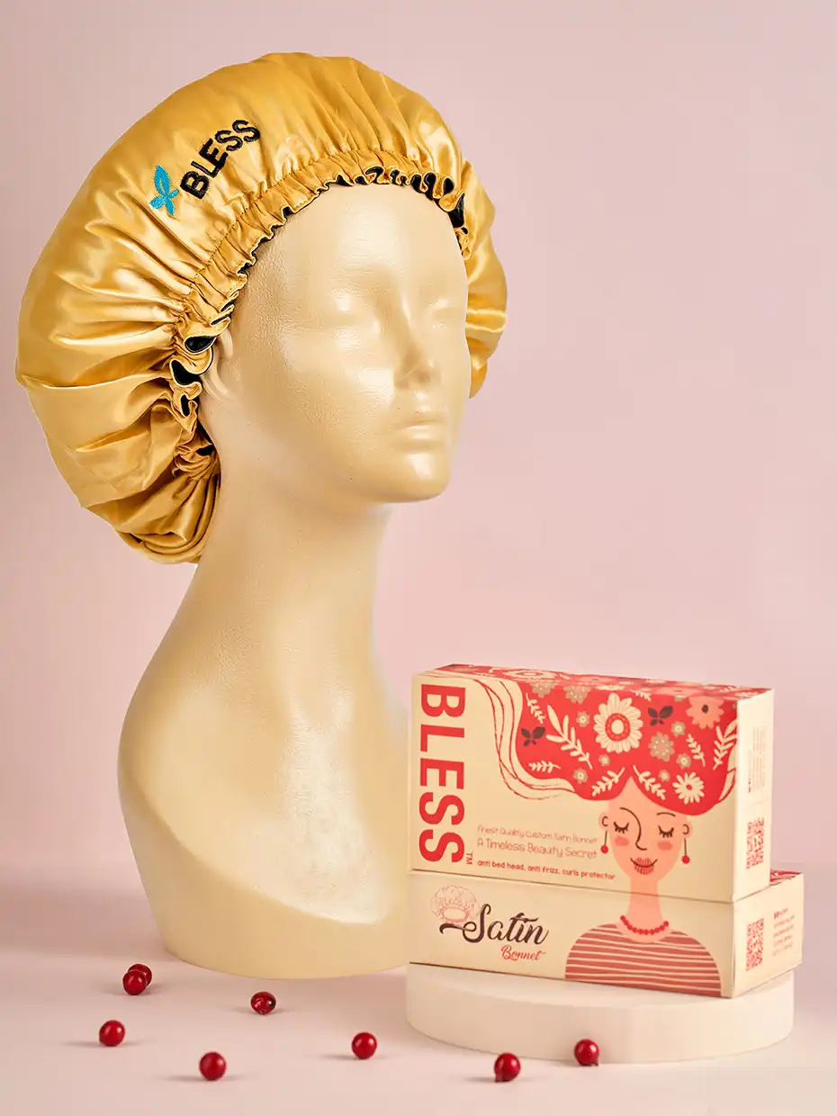 Bless satin bonnet gold