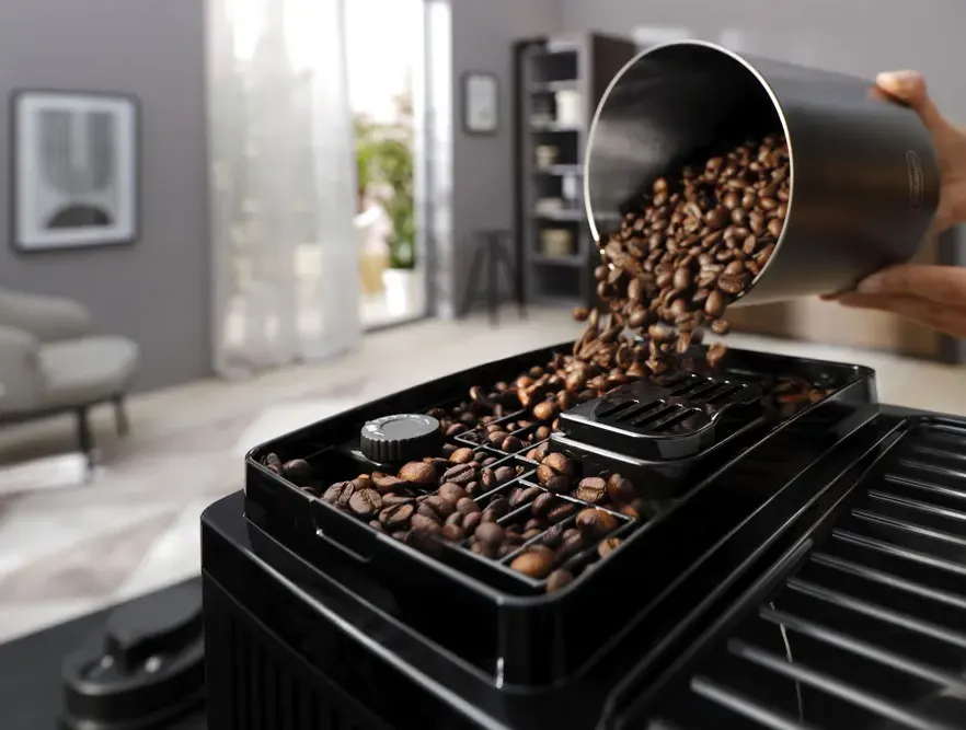DeLonghi Roman Espresso Machine, 1450 Watt, Black, ECAM223.61.GB (Raya Warranty)