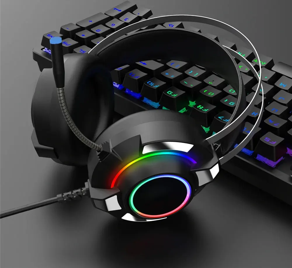 سماعة رأس سلكية للألعاب USB من فوريف، إضاءة RGB ملونة ، ميكروفون مدمج، أسود، FV-M9