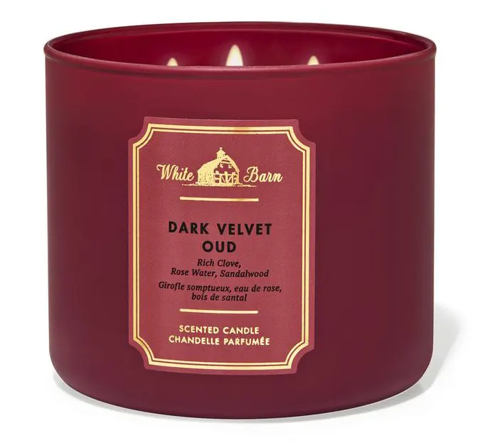 شمعة معطرة دارك فيلفيت عود من باث آند بودي وركس بثلاث فتائل 411 جم