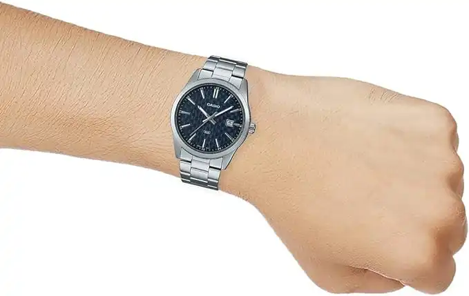 Casio Men's Watch,Round Stainless steel Strap Analog Wrist Watch, Silver , MTP-VD03D-2AUDF