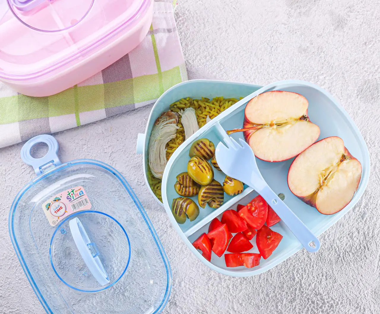 Primo Sena Divided Lunch Box with Spoon, Assorted Colors
