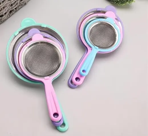 Stainless Steel Strainer Set with Plastic Handle, Different Sizes, 3 Pieces, Multi Color