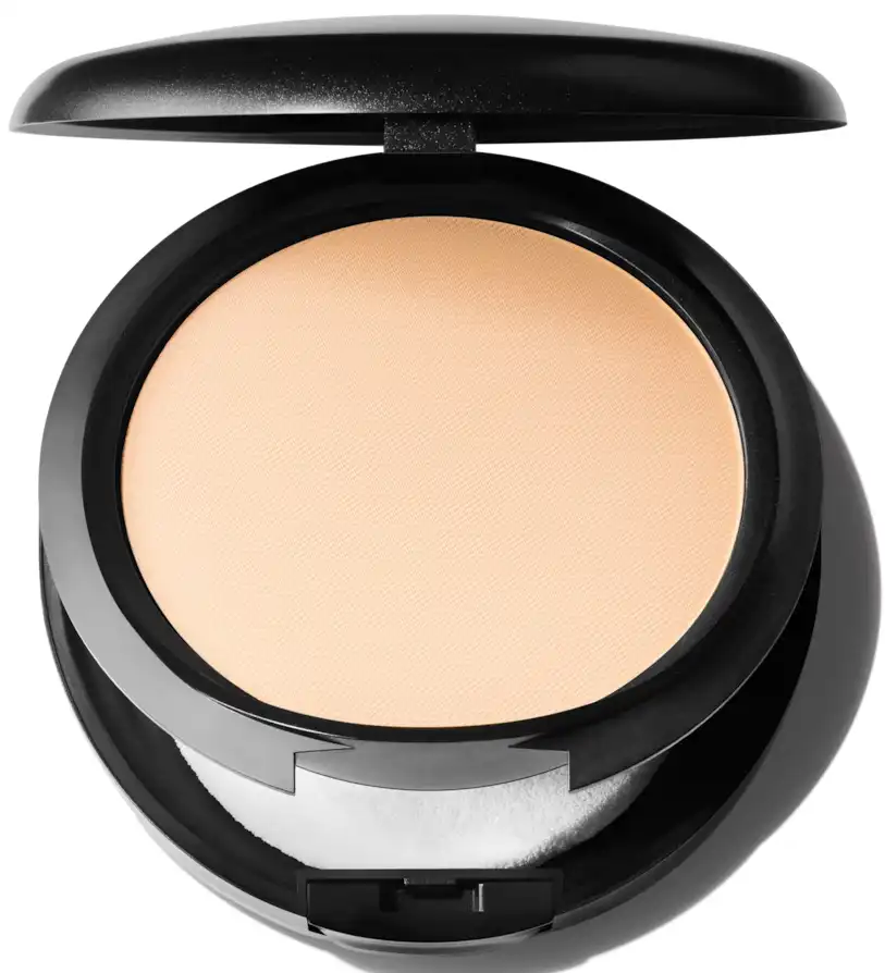 MAC STUDIO FIX POWDER PLUS FOUNDATION, NW18
