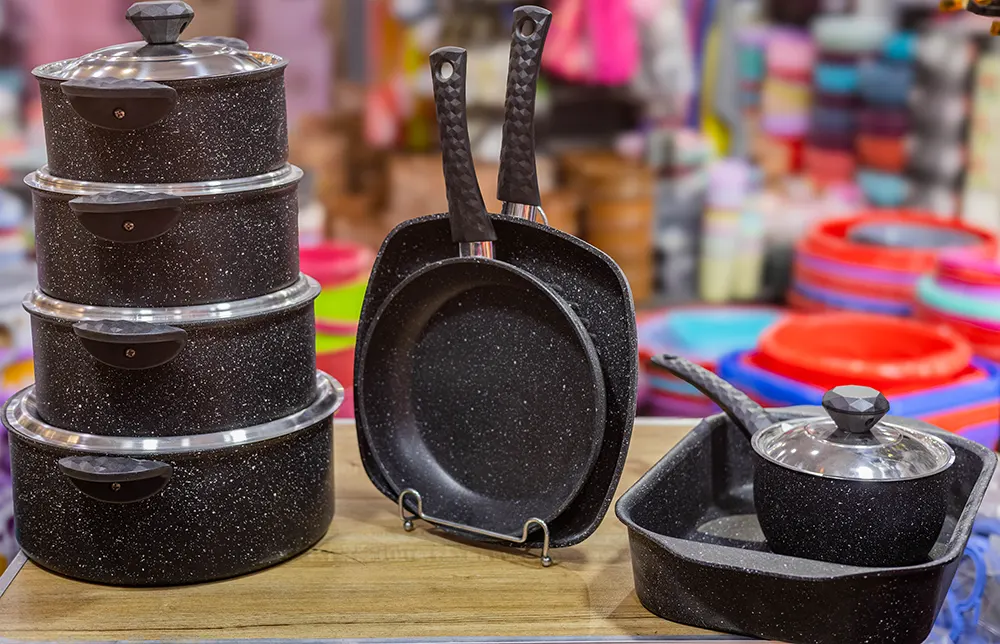 طقم حلل جيرانيت تاتش بكاليت، 13 قطعة، أسود