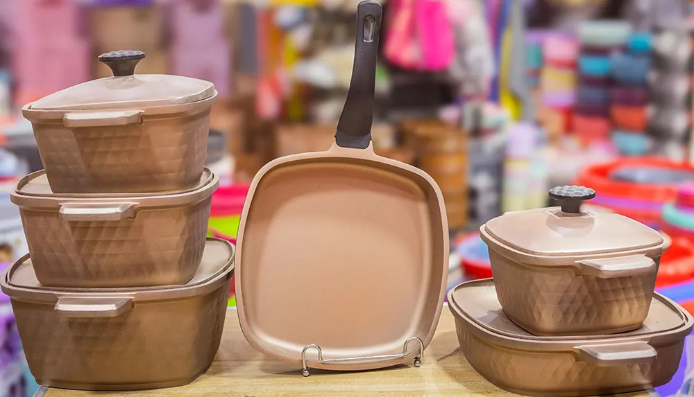 طقم حلل تيتانيوم الفريد مربع، 11 قطعة، ذهبي