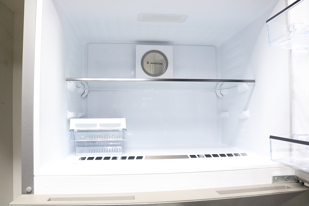 ثلاجة اريستون نوفروست ، 450 لتر ، 2 باب ، انفرتر ،  لون سيلفر  ، ART70F1452XNA