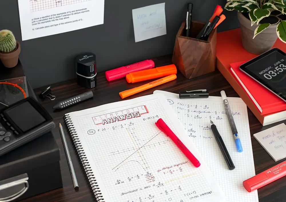 Faber-Castell Transparent Fluorescent Pen Set, 4 Pens, Multiple Colors