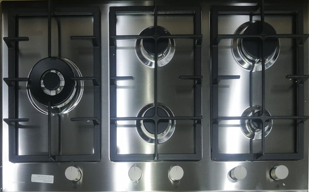 بوتاجاز مسطح بلت ان غاز اريستون 90 سم، 5 شعلة، امان كامل، حوامل أواني، ستانلس ، فضي، AM92FIX