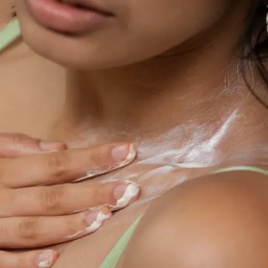 بادي بتر بريتش روز من ذا بودي شوب، 200 مل