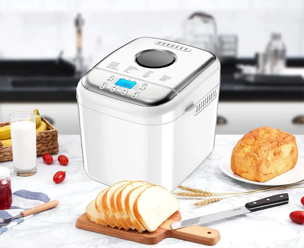 ماكينة صنع الخبز دي اس بي ، 600 وات، سعة حتى 1 كيلو ، شاشة رقمية ، ألمونيوم ، لون أبيض ، موديل KC3049