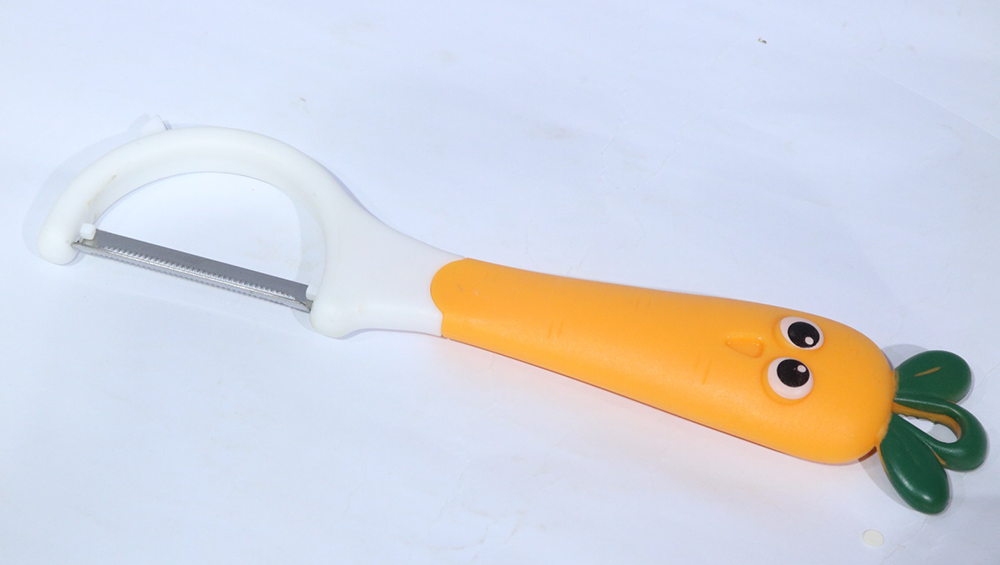 Carrot and Potato Peeler, Carrot Shape, Yellow, 1-508