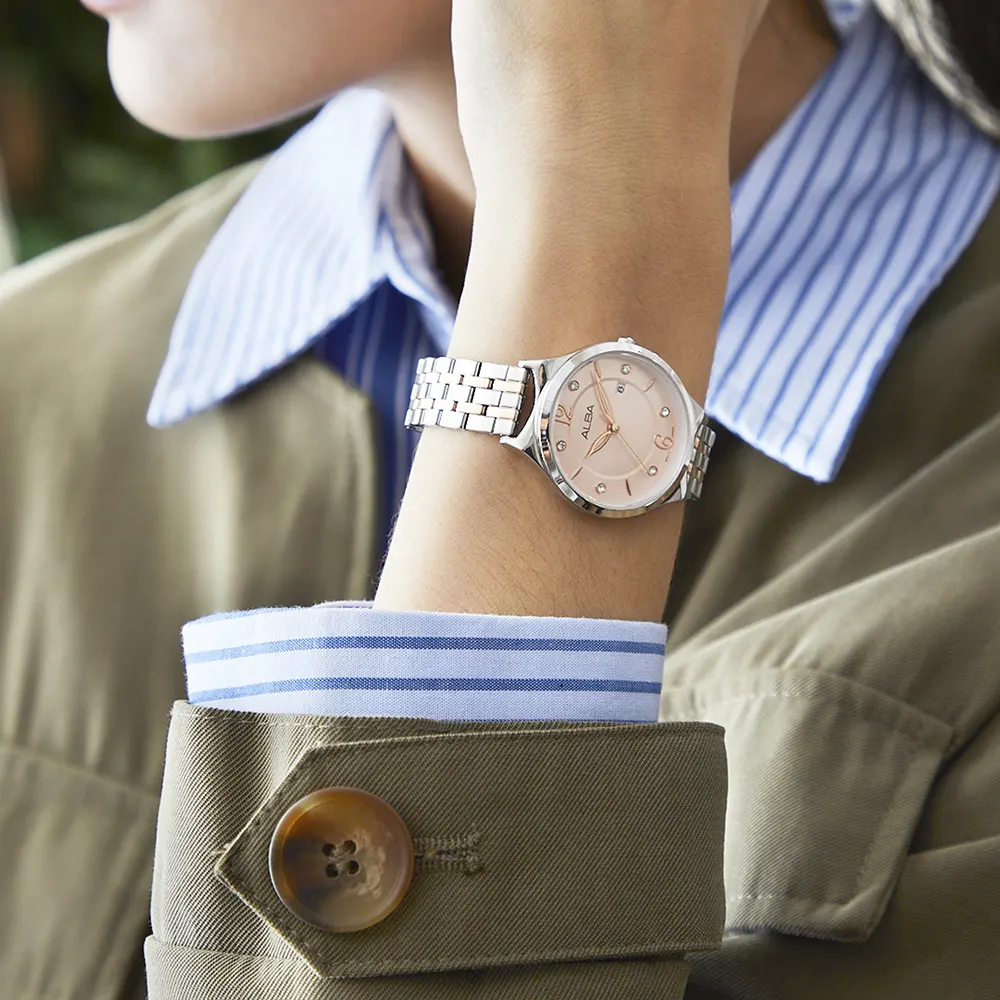 Alba Women's Watch, Light Pink Dial, Round Hands, Silver Stainless Steel Bracelet In Rose Gold, Analog Wrist Watch, Silver, Ah7Aq9X1