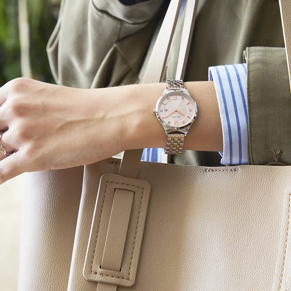 Alba Women's Watch, Light Pink Dial, Round Hands, Silver Stainless Steel Bracelet In Rose Gold, Analog Wrist Watch, Silver, Ah7Aq9X1