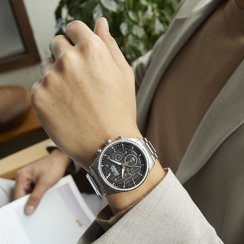 Alba Men's Chronograph Watch, Black Dial, Round Hands, Silver Stainless Steel Band, Analog Wrist Watch, Silver, AT3H81X1