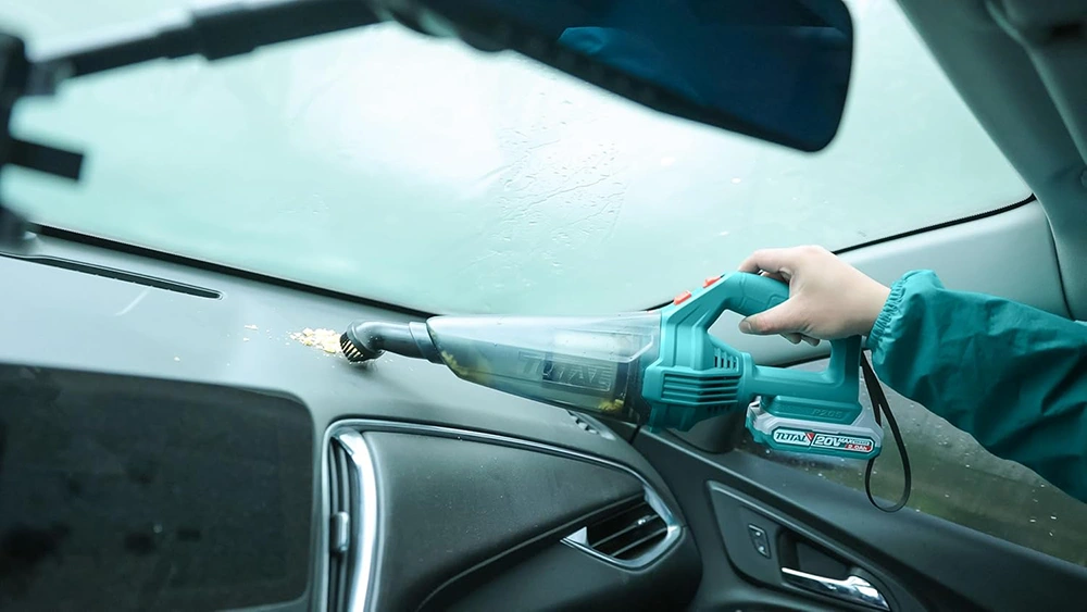 Total Tools Cordless Car Vacuum Cleaner, 0.5L Capacity, 20V Lithium Battery, Blue, TVLI201261