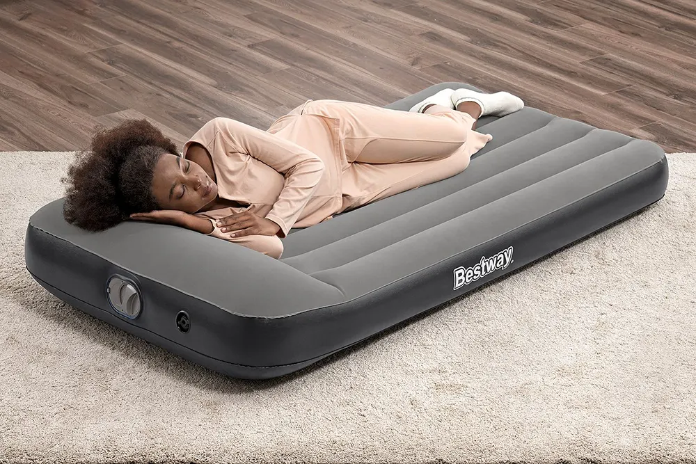 مرتبة نفخ هوائية فردية تريتيك من بيست واي، مزودة بمنفاخ usb مدمج، ارتفاع 30 سم، اسود، 671BQ