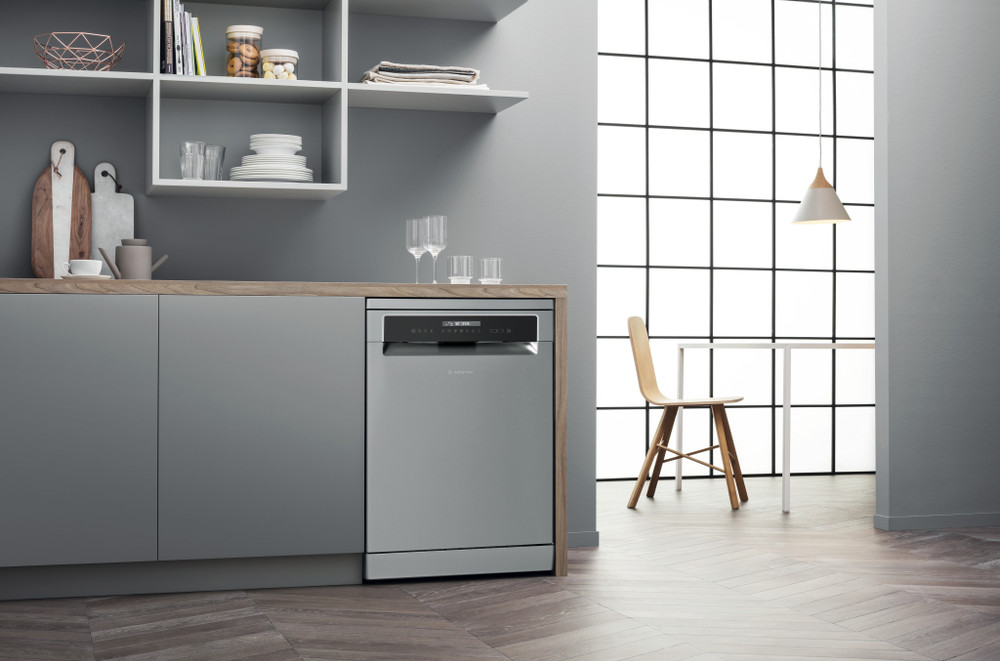 غسالة أطباق اريستون ، 60 سم ، 15 فرد ، 10 برامج ، شاشة ديجيتال ، انفرتر ، أنوكس ، LFP5P31WLTX