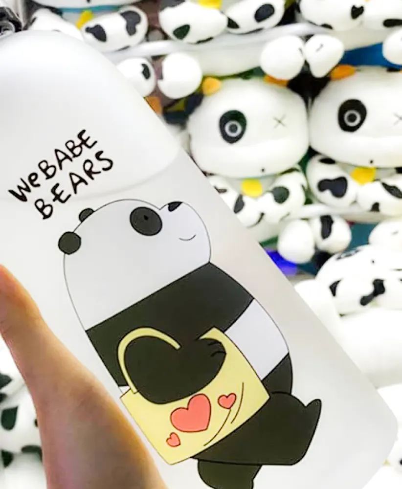 Panda-shaped plastic refrigerator water bottle, 800 ml, twist cap