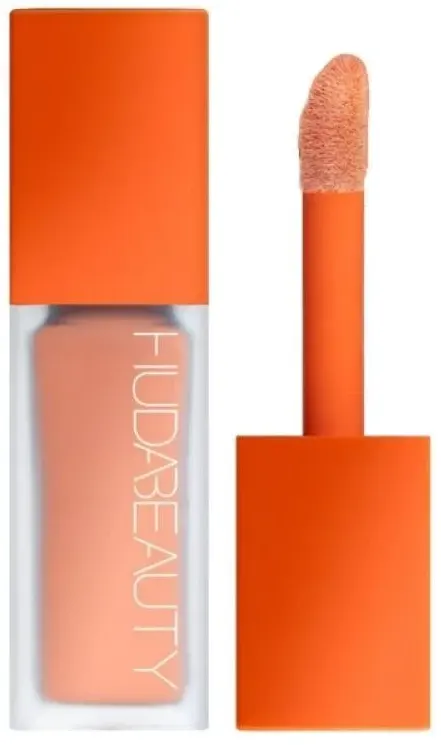 Huda Beauty Luminous Matte Liquid Concealer,  Peach Light