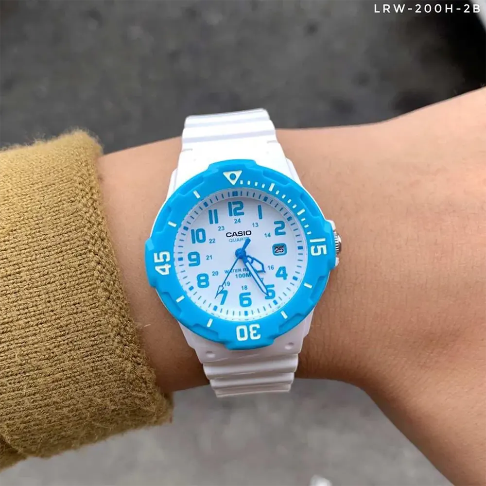 Casio Women's Watch, Round Hands, White Dial, White Resin Band, LRW-200H-2BVDF