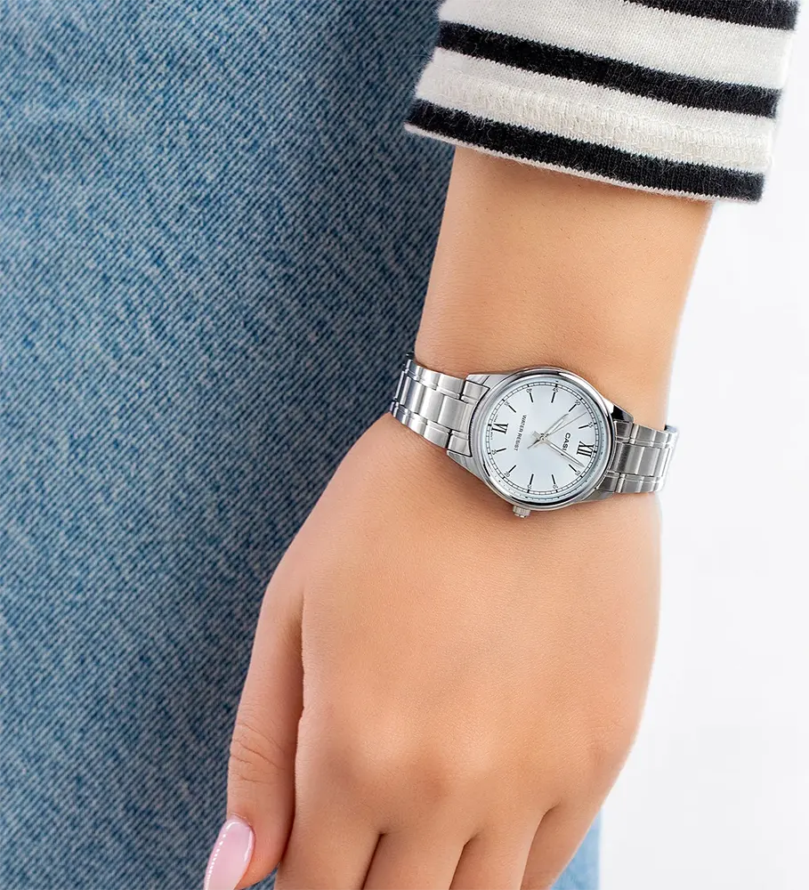 Casio Women's Watch, Blue Pearl Dial, Round Hands, Silver Stainless Steel Band, LTP-V005D-2B3UDF