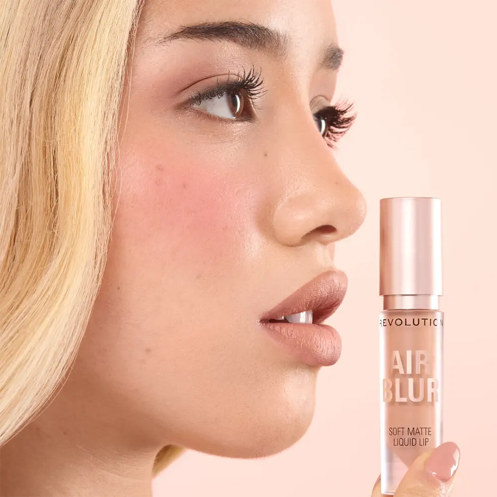 احمر شفاه ريفولوشن اير بلور سائل سوفت مات، ناتشورال