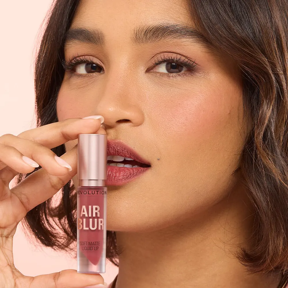 Revolution Air Blur Soft Matte Liquid Lipstick, Peachy