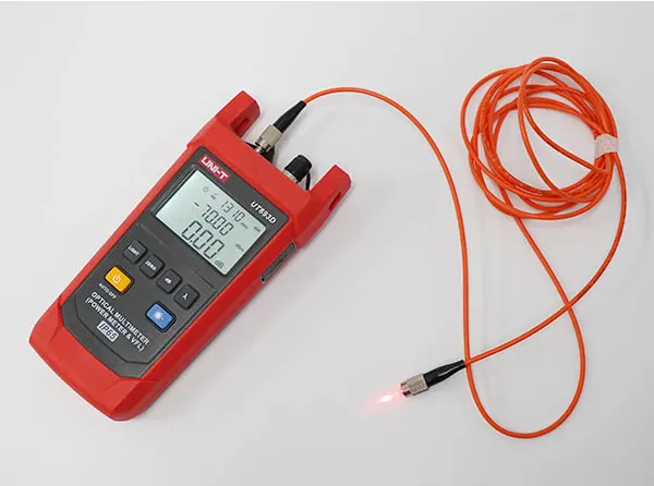 UNI-T UT693D 4.5V 1700nm Digital Fiber Optic Tester