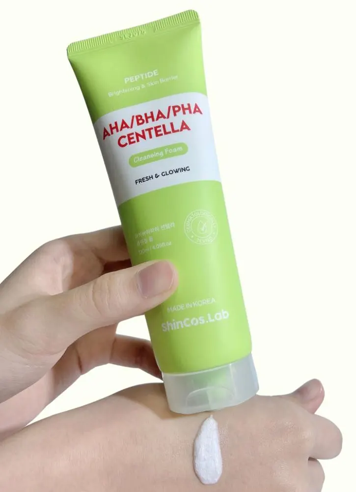 غسول فوم للتفتيح سنتيلا من شينكوس لاب، 120 مل