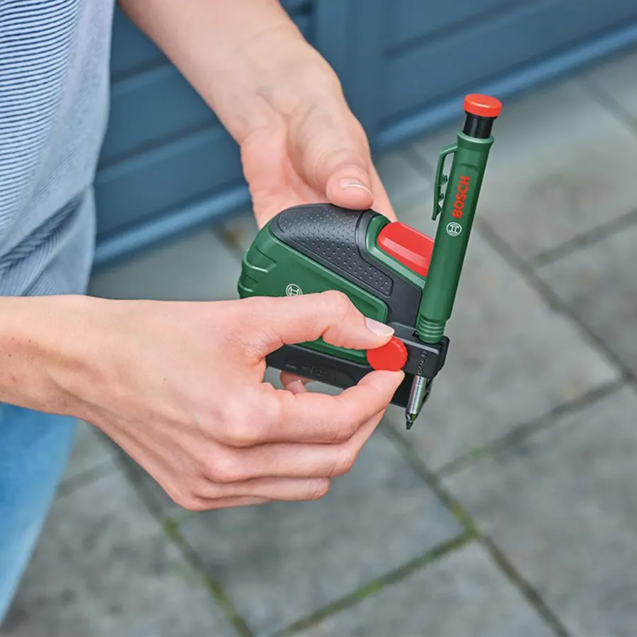 Professional measuring tape, robust construction, Bosch, 5 meters, made of shock-absorbing aluminum, 1600 A03.318