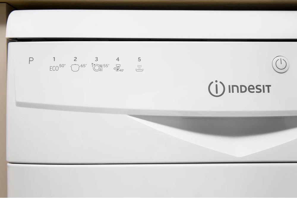 Indesit Slim Freestanding Dishwasher, 10 Place Settings, 45 cm, White - DSR 15B1 EU