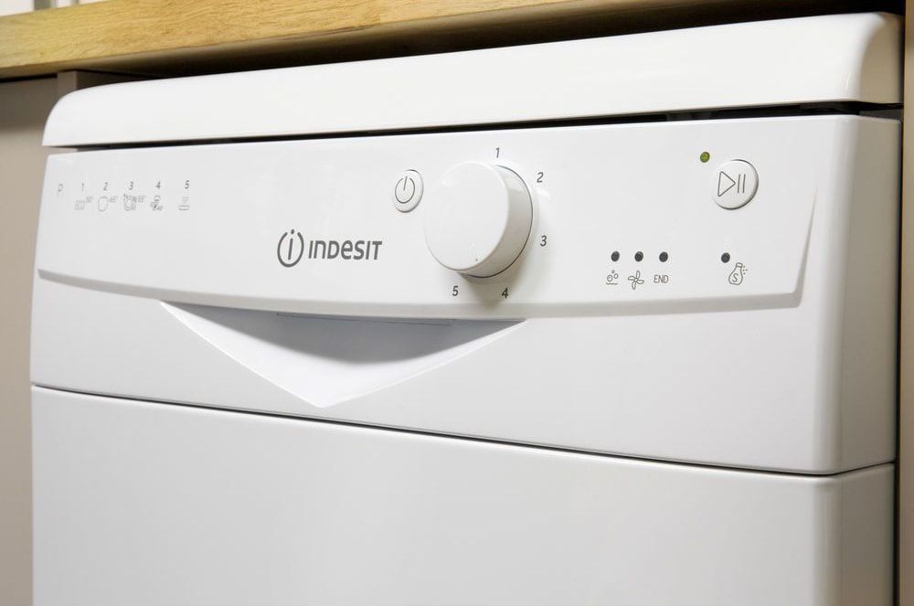 Indesit Slim Freestanding Dishwasher, 10 Place Settings, 45 cm, White - DSR 15B1 EU