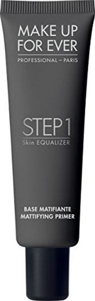 ميك أب فور إيفر الخطوة 1 برايمر 01