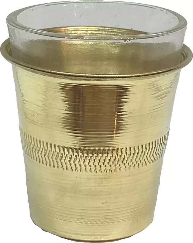 كوب قهوة زجاجي في نحاسي ، مقاس صغير