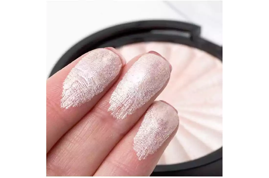 OFRA HIGHLIGHTER PILLOW TALK
