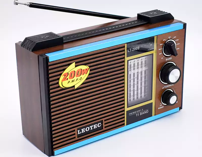 راديو محمول FM\MW\SW من ليوتيك، كلاسيكي، بطارية أو توصيل بالكهرباء، صوت عالي نقي، منفذ سماعة رأس، خشبي، Lt.2009